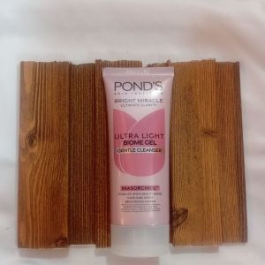 Ponds Gentle Cleanser Niasorcinol 