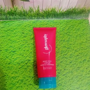 Glowshophy Bery BHA Gentle Cleanser