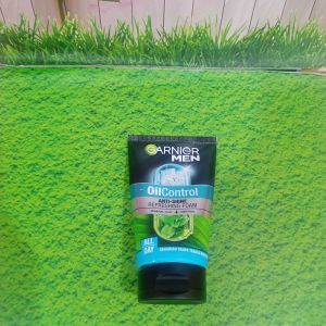 Garnier Men Refreshing Foam