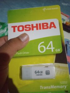 Flashdisk toshiba 64 GB
