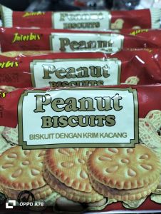 PEANUT BISKUIT 