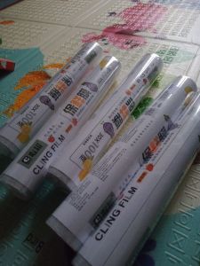 Plastik tutup snek / cling film