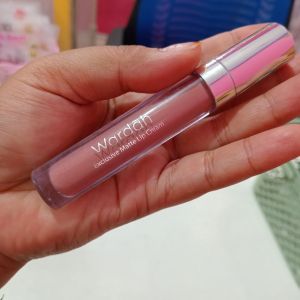 Lipcream wardah rijek