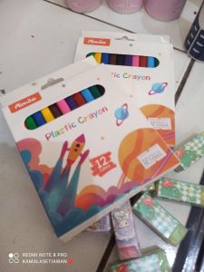 plastic crayon 12warna