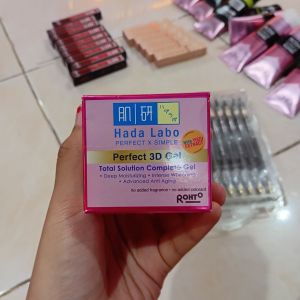 Hadalabo perfect 3D Gel