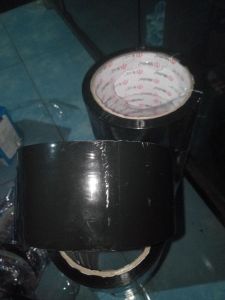 Lakban packing hitam