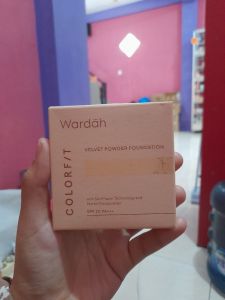 Wardah Velvet Powder foundation  11C
