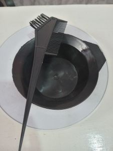 Mangkok semir + sisir