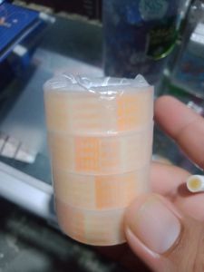 Lakban kado kecil