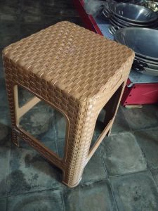 KURSI ROTAN TOKYO GOLDEN