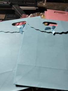 Paper bag besar