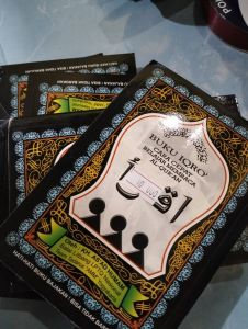 Buku Ikro kecil