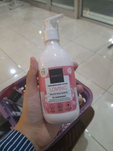 Scarlett Fragrance Body Lotion Loving