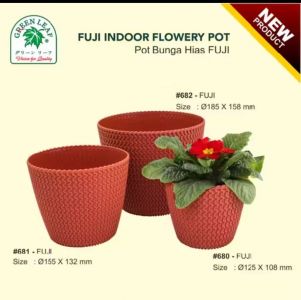 POT 681 GREEN LEAF