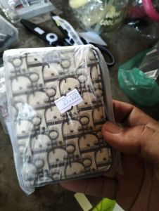 Dompet kartu