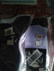 Kaos kaki SD kecil