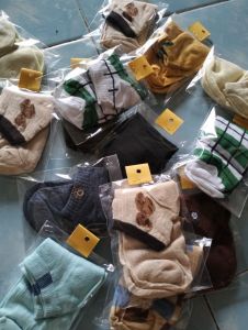 Kaos kaki pendek gaya br