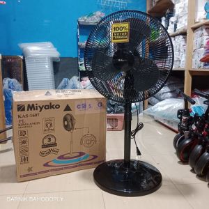 KIPAS MIYAKO BERDIRI KAKI BULAT