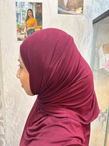 Pashmina Uniqlo - Burgundy