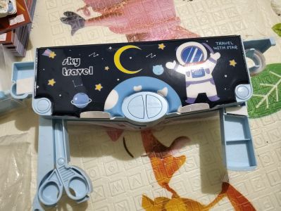 Kotak pencil canggih