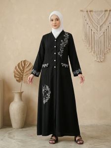Dress Horse Flower - White