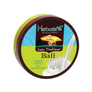Herborist lulur Bali