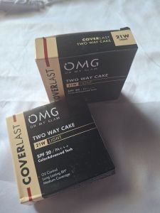 Omg two way cake spf20 shade light