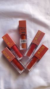 Dazzle me lipcream pumpkin magic 