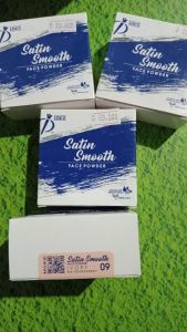 Satin smooth face powder 09