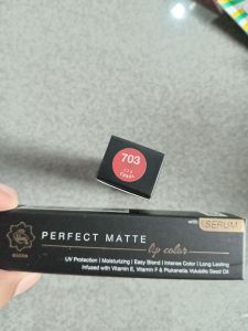Viva lipstick perfect matte lip color 703
