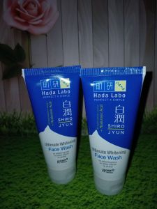 Hada labo shirojyun ultimate face wash