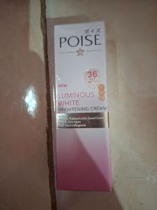 POISE BRIGHTENING CREAM 20g