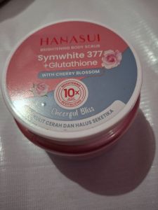 HANASUI BODY SCRUB CHERY BLOSOM 200g