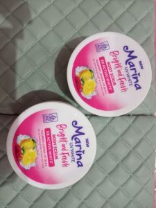 Marina Bright and Fresh Body Scrub