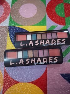 MUKKA EYESHADOW LA SADES
