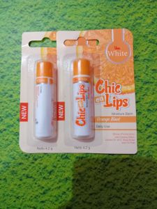 Viva Chic on Lips Moisture Blam  Orange Blast