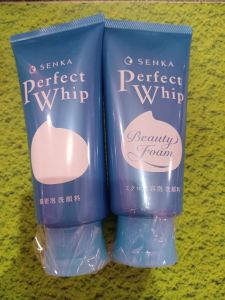 Senka Perfect Whip Foam Biru 120g