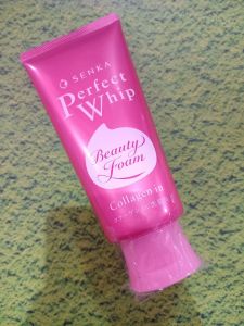 Senka Perfect Whip Foam Collagen In 120g