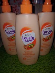 Lovely Naturals Intense Moistutizing 400ml