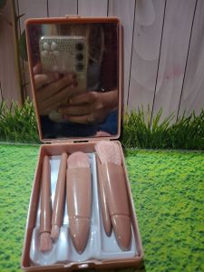 KACA SET KUAS MAKE UP