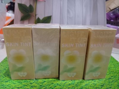 BNB Skin Tint 02 Medium Blossom Bud