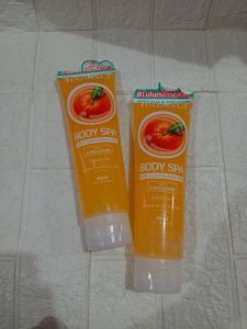 Hanasui Body Spa Orange exfoliating gel 300ml