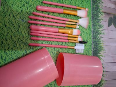 PAKET KUAS MAKE UP FREE BOX