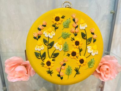 Tas Clucth Flower - Yellow