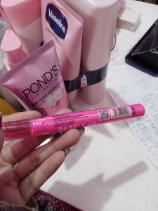 DAZZLE MISTY MATTE LIP CREAM SHADE 06