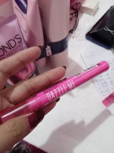 DAZZLE ME MISTY MATTE LIP CREAM SHADE 04