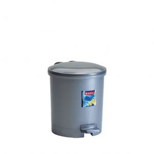 TEMPAT SAMPAH INJAK 5 LT LIONSTAR