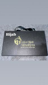 Box Almahyra - Hitam