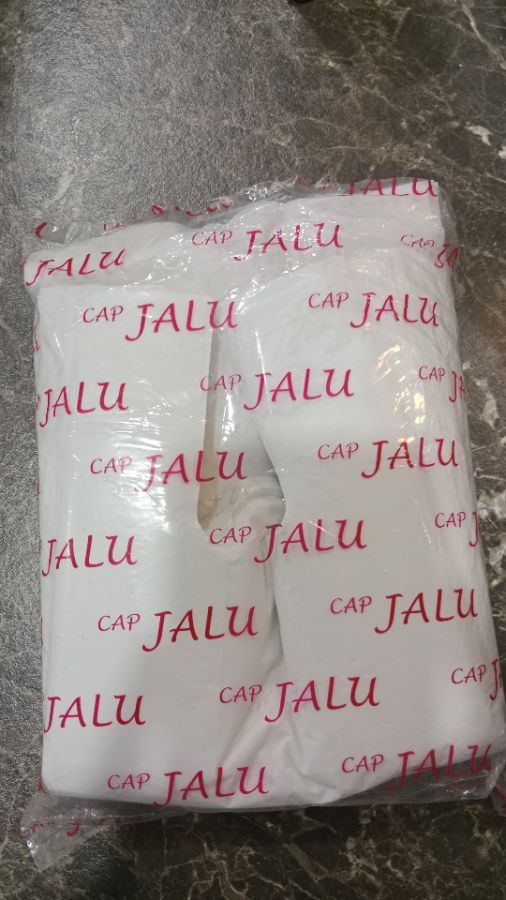 KRESEK JALU PUTIH UK15