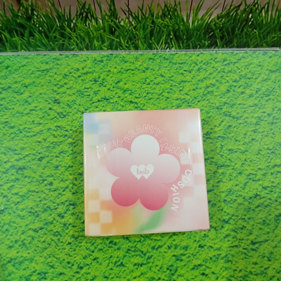 BNB Cushion 03